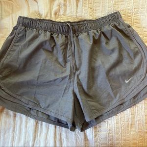 NWT nike tempo shorts